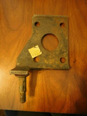 Chevrolet Corvette 1956 1959 placa de amortiguador trasero Chevy C1 GM RH placa de montaje nuevo en stock Foto 1 de 4