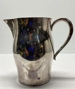 Vintage WM Rogers Paul Revere Reproduction Silverplate Water Pitcher 8" Tall - Picture 1 of 8
