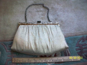 Vintage Abendhandtasche Ande klein gold mit verzierter Schließe - Bild 1 von 7