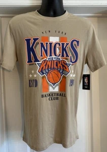 NY Knicks Basketball Club Men”s T Shirt Small Size - Picture 1 of 8