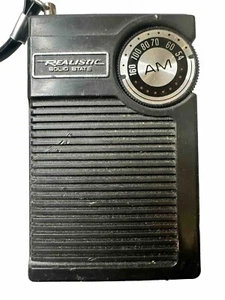 VINTAGE RADIO SHACK REALISTIC SOLID STATE POCKET AM TRANSISTOR RADIO- Working - Picture 1 of 4