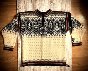SUÉTER CLÁSICO PARA HOMBRE MULTICOLOR DALE OF NORWAY NORGE 2000 PURA LANA NUEVA TALLA XS - Imagen 1 de 23