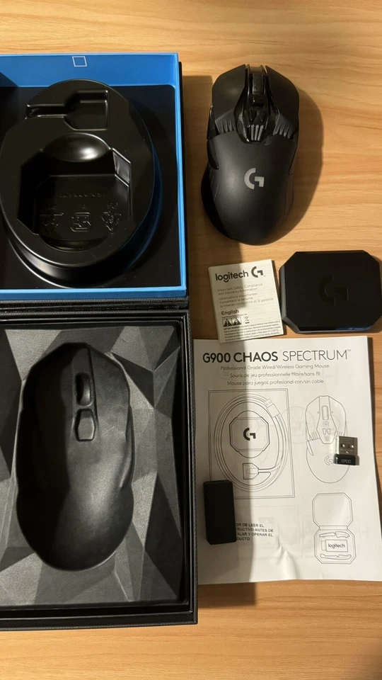 Logitech - G900 Chaos Spectrum Optical Gaming Wired / Wireless Mouse 910-004558 - Image 1 of 1
