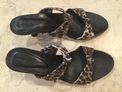 SANDALIAS DESLIZANTES DONALD J PLINER Marrón Estampado Animal Tacón Gatito Talla 7 M Usadas en Excelente Condición Foto 1 de 4
