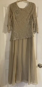 J Kara Women's 3/4 Sleeve Beaded Mock 2 Piece Dress 8P Champagne NWT - Picture 1 of 9