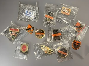 12 VTG NUOVI! Lotto spille Harley MDA Willie Freedom bici settimana moto giro hog club - Foto 1 di 8