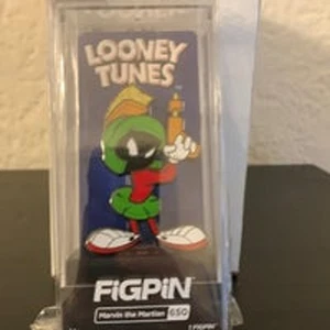 #650 Marvin the Martian Figpin - Picture 1 of 2