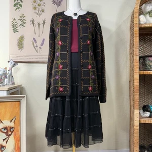 Vintage 90er karierter bestickter Blumen Cardigan Pullover Whimsigoth Landhaus Oma 1X - Bild 1 von 8
