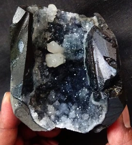 STUNNING STERELITE BOWS IN MATRIX GEODE ROCKS MINERALS SPECIMENS - Picture 1 of 3