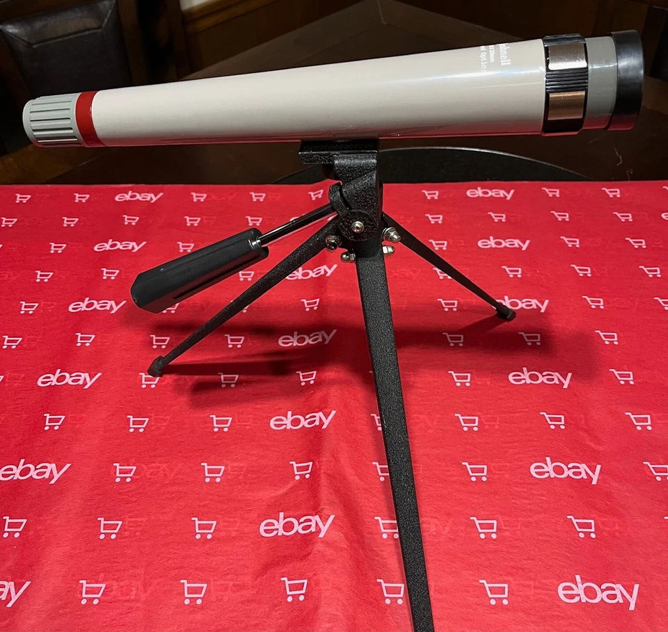 Bushnell TELESCOPE  10X-30X - 30MM TELESCOPE COATED Optics LENS and tripod stand - Image 1 of 4