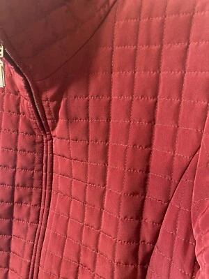 Women Quilted Winter Coat sz M Holiday Red Zip Pocket Jacket Career Work Casual - Imagem 1 de 4