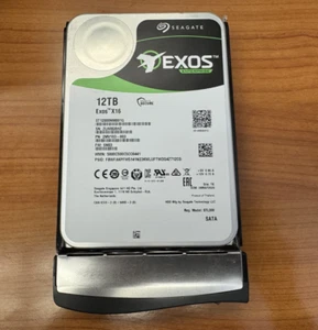 12TB Seagate Exos X16 Hard Drive 3.5" SATA III HDD CAUTION - REALLOCATED SECTORS - Afbeelding 1 van 2