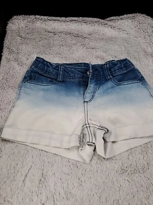 TOTAL GIRL JEAN SHORTS SIZE 10  - Image 1 of 4