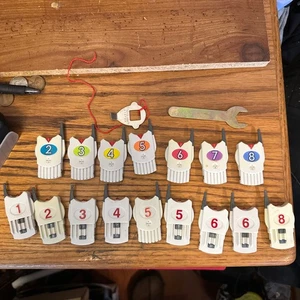 Rokenbok Lot Of 17 Vehicle Controls Keys / Chips With Tools - Picture 1 of 5