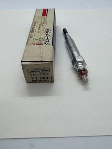 MD050212 NEW OEM Genuine Mitsubishi GLOW PLUG L200 L300 Pajero - Picture 1 of 5