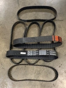 Lot of 7 belts. 6lot of 7x Gates Powergrip 225L100, 1x Jason J15-2 - Picture 1 of 3