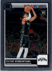 2023-24 Hoops Premium Stock Victor Wembanyama Rookie #108 - Bild 1 von 2