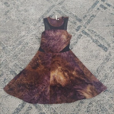 Frenchi Crushed 女式天鹅绒赛车背部连衣裙 - S 码 — 第 1/4 张图片