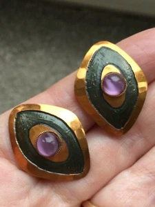 Vintage Copper & Glass Clip On Earrings, Green Enamel Purple Glass, Signed Moda - Picture 1 of 9