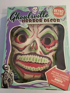Ghoulsville Horror Dekor grüner Schleim Totenkopf 22" Halloween Wandmaske - Bild 1 von 17