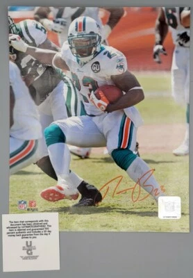 РОННИ КОРИЧНЕВЫЙ МИАМИ ДЕЛЬФИНЫ ЗВЕЗДА RB НАДПИСЬ 8 X 10 ФУТБОЛ ФОТО СЕРТИФИКАТ ПОДЛИННОСТИ  - Изображение 1 из 2