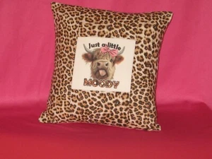 Almohada decorativa hecha a mano - 10" - Estampado animal - Imagen 1 de 2