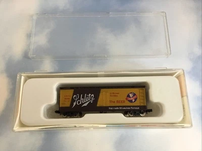 Con-Cor 001-135101 N Scale Schlitz Beer Reefer Box Car URTX95298 with case EUC - Image 1 of 4