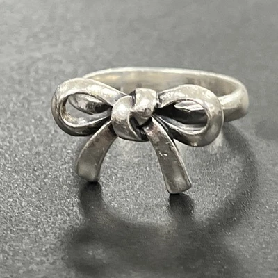 James Avery 925 Retired Bow Ring Size 8.5  - Image 1 of 4