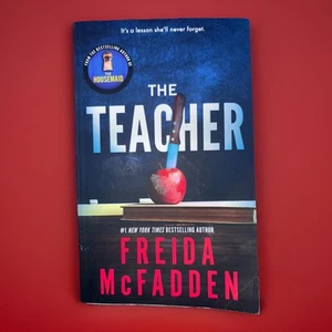 Teacher by Freida McFadden (2024, Trade Paperback) *LIKE NEW* - Picture 1 of 3