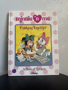 Minnie 'n Me - Cooking Together A Book of Recipes - 1990 Vintage Disney dañado - Imagen 1 de 4