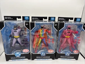 McFarlane DC Multiverse Batman Rainbow Purple & Pink Suit CHASE RED PLATINUM - Picture 1 of 9