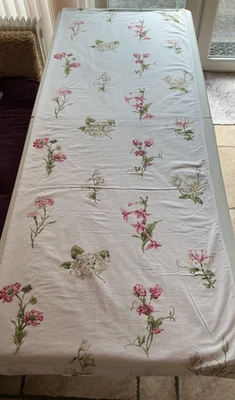 Sanderson Options Single Duvet & Matching Oxford Pillow Case Floral White Mix - Image 1 of 4