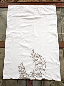 Vintage Einzel Kissenbezug bestickt & CutWork Größe 21" x 30" - Bild 1 von 9