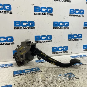 2017 Hyundai Tucson 1.7D Brake Clutch Pedal Assembly 32802-D3900 - Picture 1 of 6
