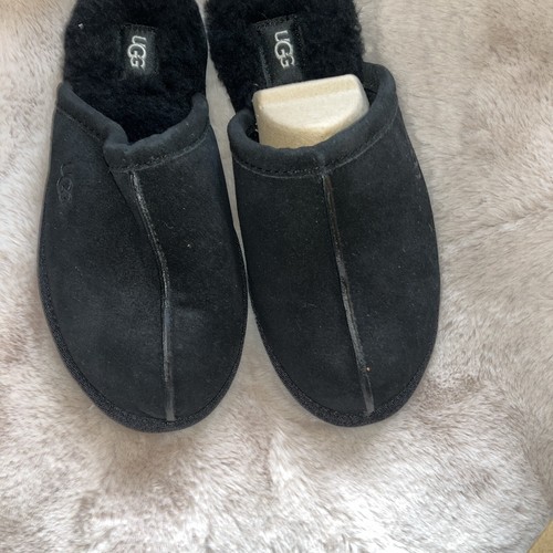 Scarpe slip on UGG stile casual pelle di pecora scamosciata pelliccia logo tinta unita taglia 8 nere