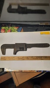 CHIAVE A PIPA SCIMMIA AUTOMATICA REGOLABILE 11" VINTAGE - Foto 1 di 4