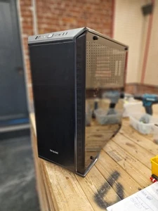 Hochwertiges be quiet! PC-Gehäuse inkl. 750W Netzteil - Photo 1/18