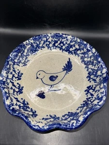 SIGNED 1981 BASTINE SPONGEWARE CRIMPED EDGE PIE PLATE WITH BIRD - Picture 1 of 7