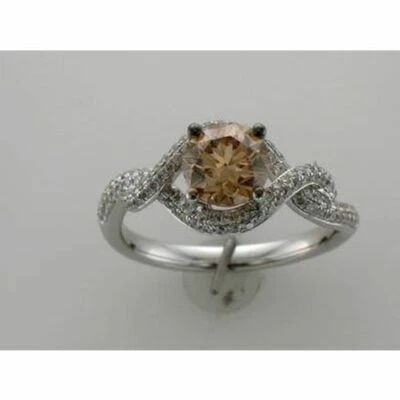 Anillo de cóctel LeVian de oro blanco de 18 quilates G-H SI2 diamantes chocolate 1,42 quilates talla 7 Foto 1 de 4