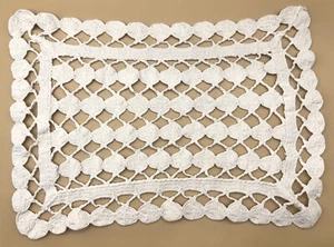 Vintage handgehäkeltes Deckchen/Kommode Schal 7,5 Zoll x 11,25 Zoll Rechteck - Bild 1 von 4
