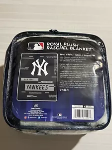 New York Yankees MLB 60" x 80" Plush Throw Blanket Northwest Company - Picture 1 of 1