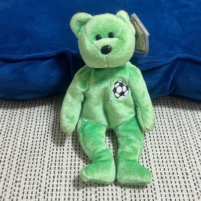 Juguete de peluche verde oso de fútbol TY Beanie Babies usado Foto 1 de 3