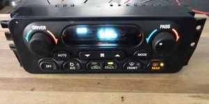 Olds Intrigue Heater A/C Climate Control 98-02 09352033 Oldsmobile D2525033 - Picture 1 of 6