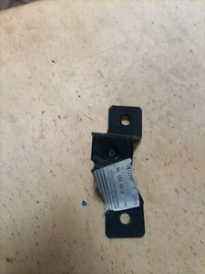 SEAT FURA FIAT 127 3° S SUPPORTO STAFFA LAMIERATO ATTACCO NUOVO OE SE127563371B - Imagen 1 de 5