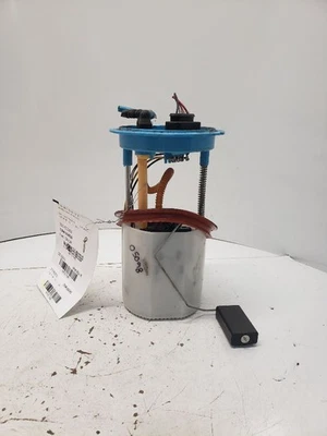 Conjunto de bomba de combustible en tanque 1,4 L compatible con 08-18 JETTA 1371000 Foto 1 de 4