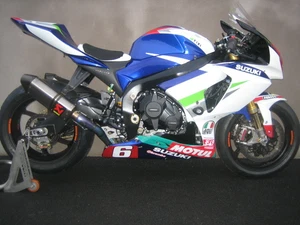2011 Suzuki GSXR1000 BSB Spec Race bike - Picture 1 of 12