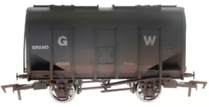Dapol 4F-036-034 GWR Bulk Grain Hopper Grey 42340 OO Gauge Weathered + T48 Post - Picture 1 of 9