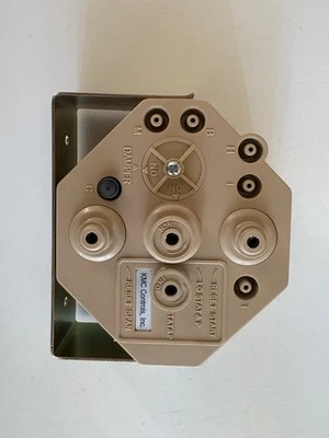 KMC Controls CSC 3011 10 Reset Volume Controller CSC301110 - Image 1 of 4