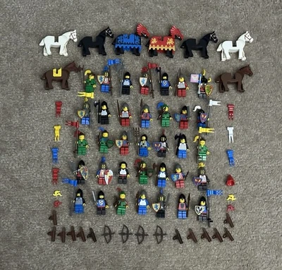 Lego Vintage Años 80 90 Castillo Caballeros Minifiguras Lote Forestmen Dragón + Caballos y Más Foto 1 de 4