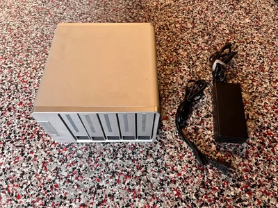 TerraMaster D5-300C 5-Bay USB RAID Enclosure - Image 1 of 4